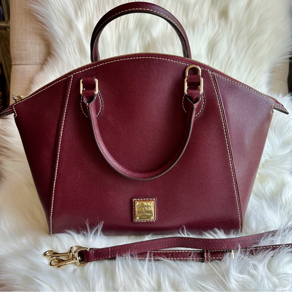Dooney & Bourke Women’s Satchel in Pebble Grain Leather - Rich Burgundy colour